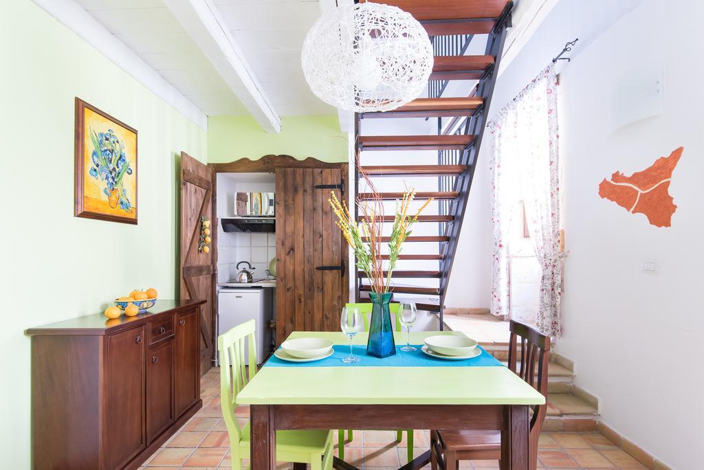 La Gorgone Ortigia Apartments Сиракузы Экстерьер фото