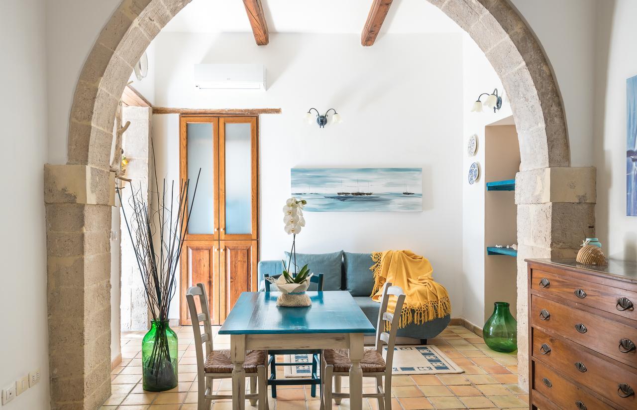 La Gorgone Ortigia Apartments Сиракузы Экстерьер фото