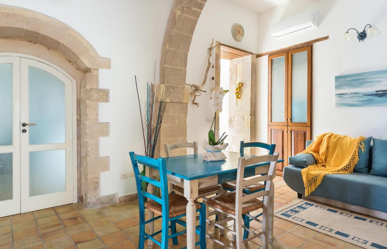 La Gorgone Ortigia Apartments Сиракузы Экстерьер фото